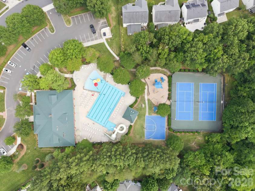 16106 Cloverleaf Court, Charlotte, NC 28277.  MLS# CAR4390415, YatesRealty ID 33293. 