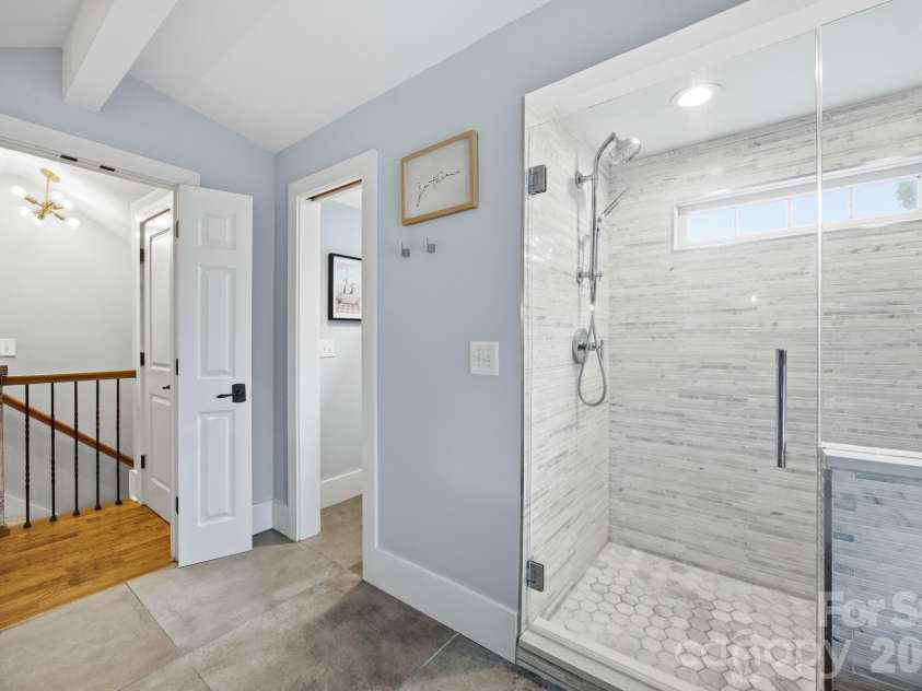 1726 Mint Street, Charlotte, NC 28203.  MLS# CAR4391735, YatesRealty ID 33294. 