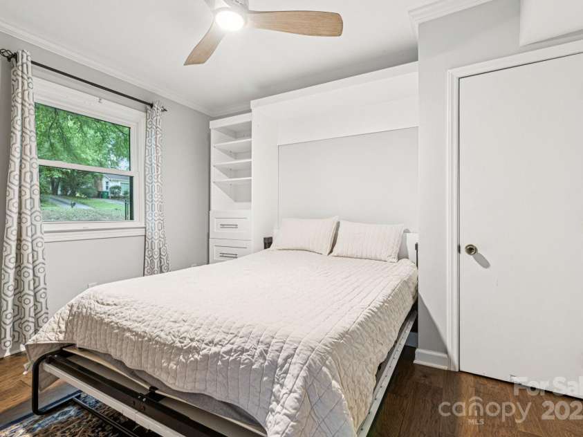 525 Kelford Lane, Charlotte, NC 28270.  MLS# CAR4290518, YatesRealty ID 33294. 