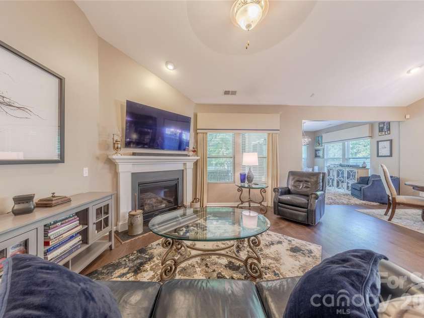 8115 Goodall Court, Charlotte, NC 28227.  MLS# CAR4391026, YatesRealty ID 33295. 