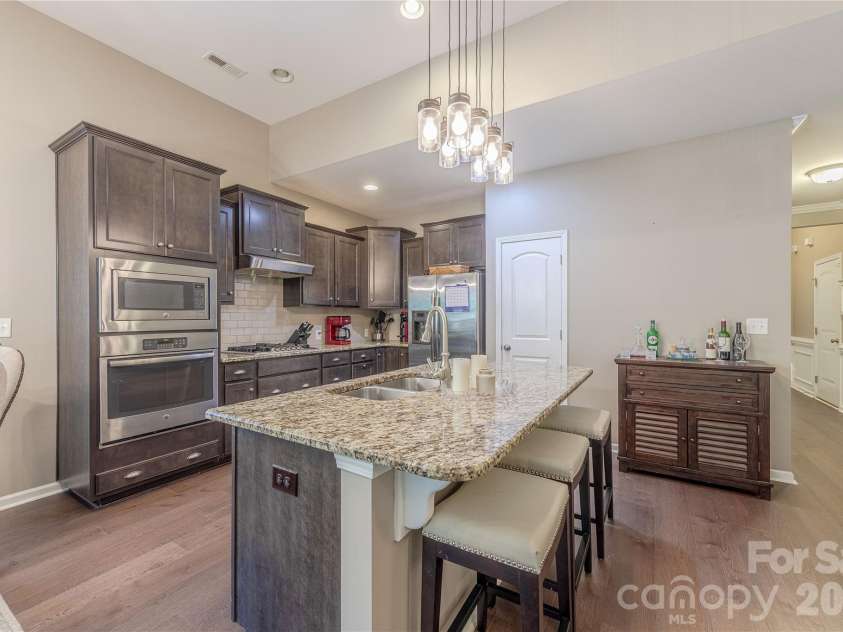 8115 Goodall Court, Charlotte, NC 28227.  MLS# CAR4391026, YatesRealty ID 33295. 