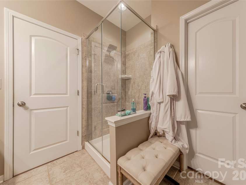 8115 Goodall Court, Charlotte, NC 28227.  MLS# CAR4391026, YatesRealty ID 33295. 