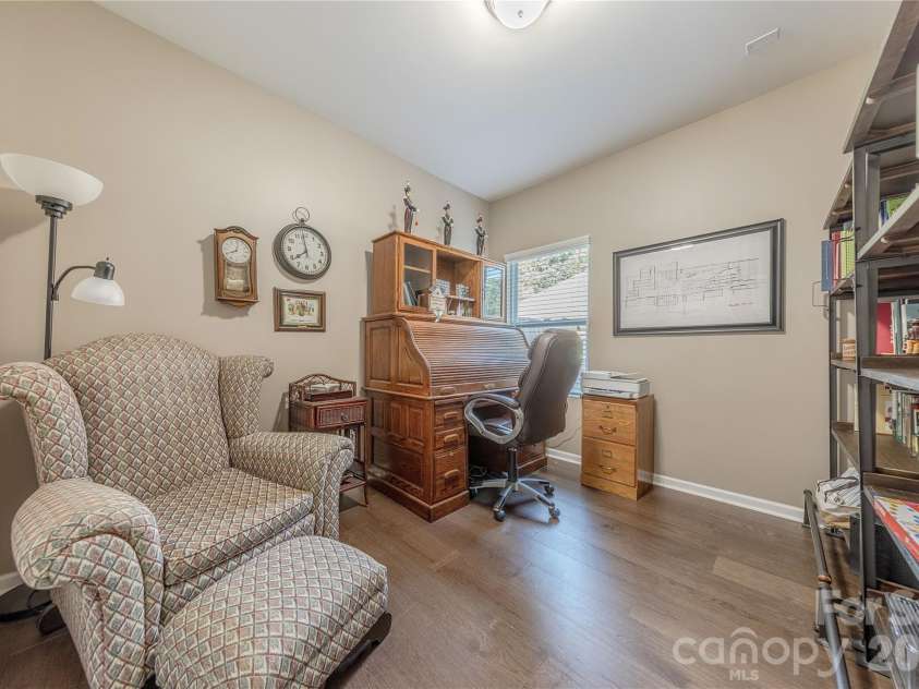 8115 Goodall Court, Charlotte, NC 28227.  MLS# CAR4391026, YatesRealty ID 33295. 