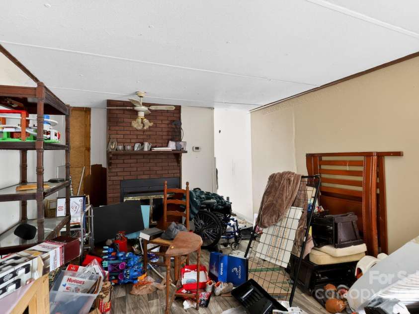 1339 Bee Tree Road, Swannanoa, NC 28778.  MLS# CAR4293292, YatesRealty ID 33296. 