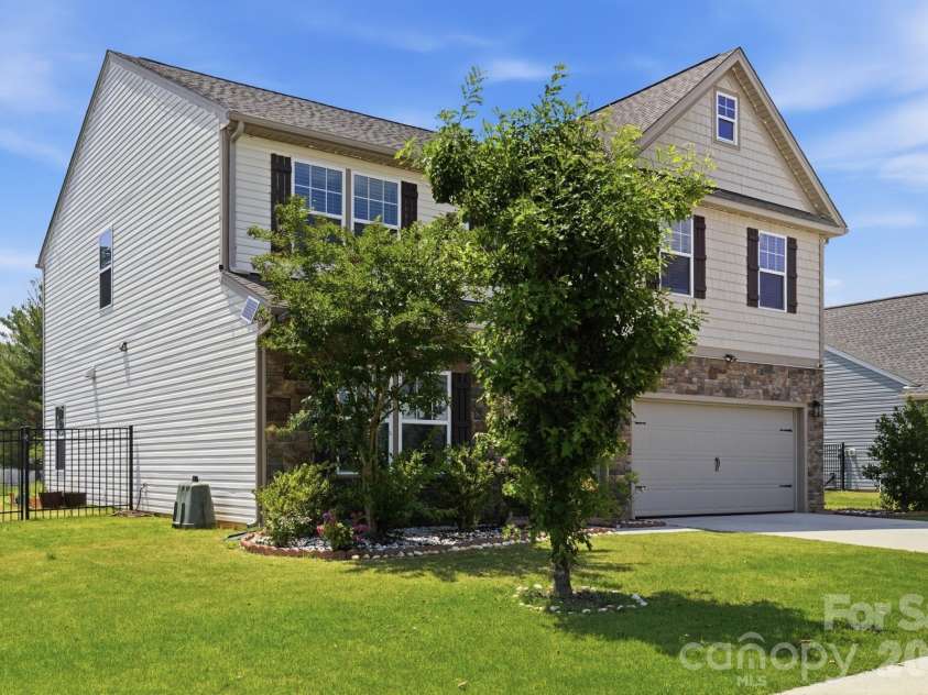 2018 Creeks Landing Drive, Monroe, NC 28110.  MLS# CAR4392529, YatesRealty ID 33296. 