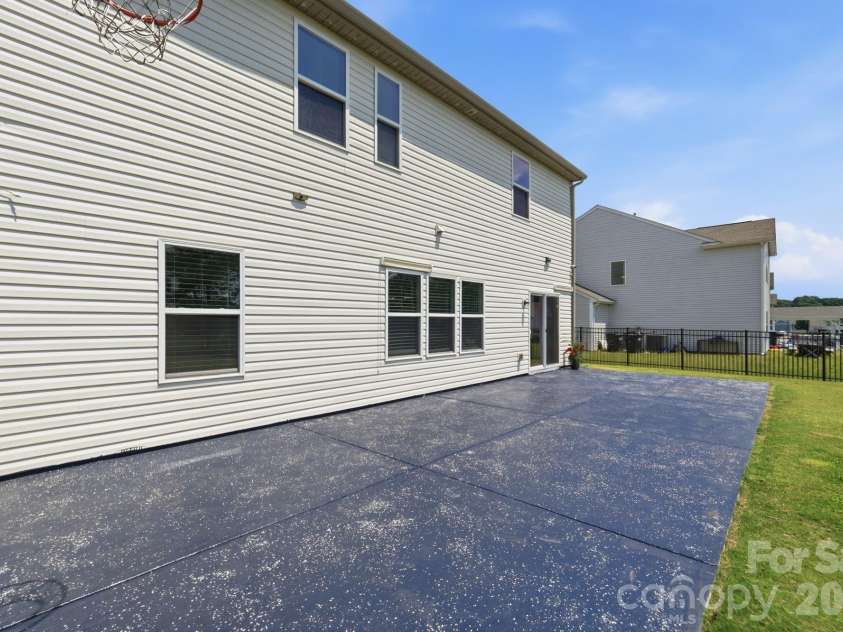 2018 Creeks Landing Drive, Monroe, NC 28110.  MLS# CAR4392529, YatesRealty ID 33296. 