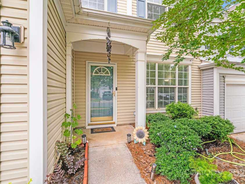 11714 Harsworth Lane, Charlotte, NC 28277.  MLS# CAR4263708, YatesRealty ID 33297. 