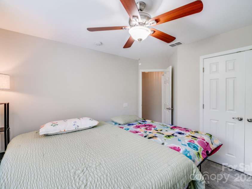 11714 Harsworth Lane, Charlotte, NC 28277.  MLS# CAR4263708, YatesRealty ID 33297. 