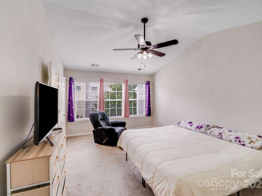 11714 Harsworth Lane, Charlotte, NC 28277.  MLS# CAR4263708, YatesRealty ID 33297. 