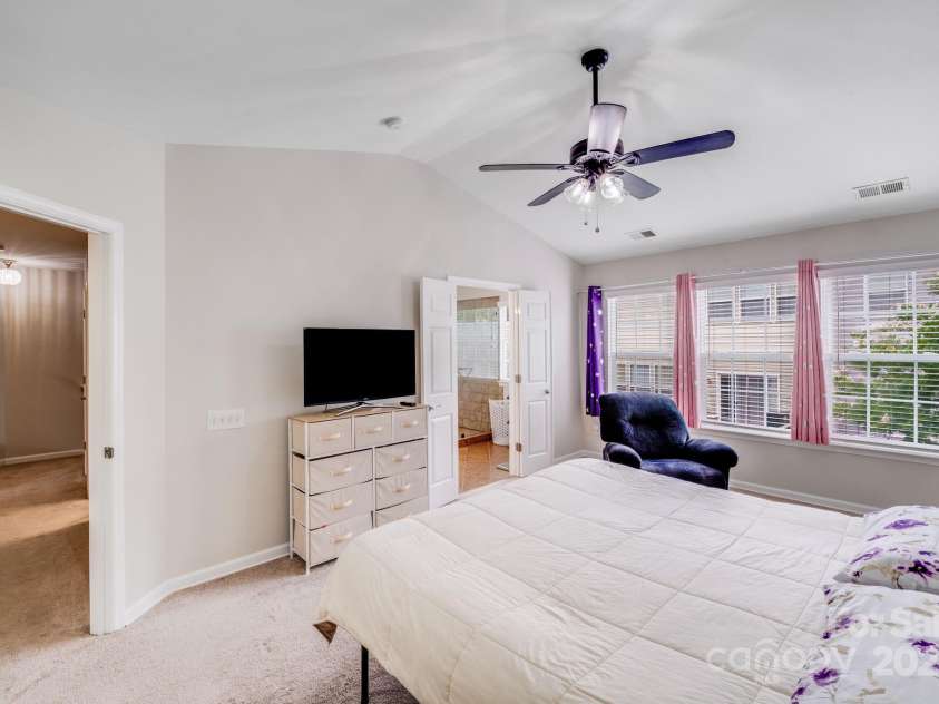 11714 Harsworth Lane, Charlotte, NC 28277.  MLS# CAR4263708, YatesRealty ID 33297. 