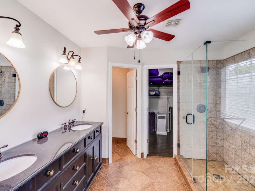 11714 Harsworth Lane, Charlotte, NC 28277.  MLS# CAR4263708, YatesRealty ID 33297. 