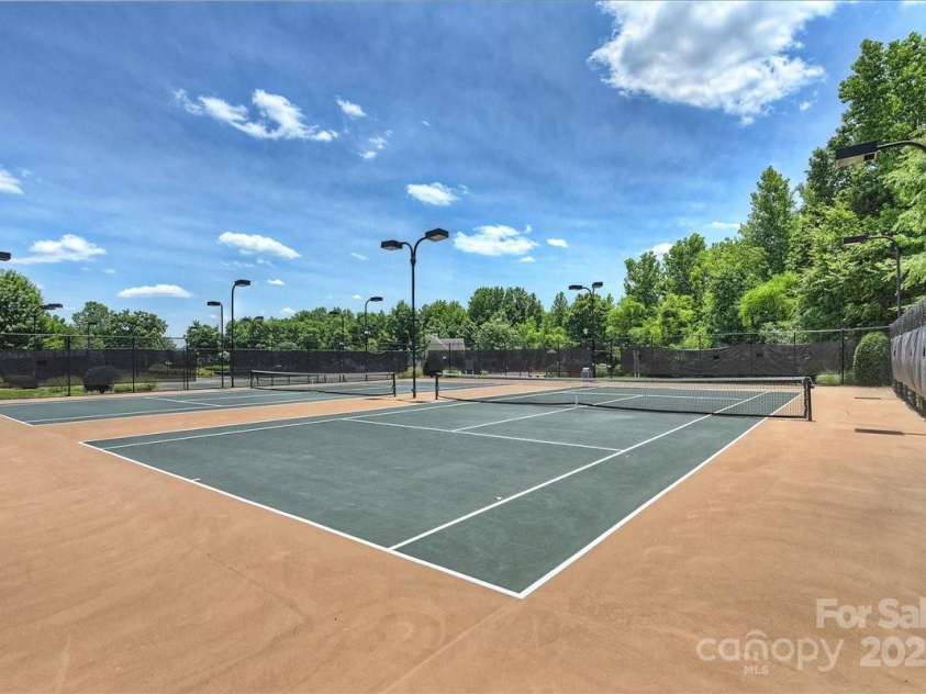 11714 Harsworth Lane, Charlotte, NC 28277.  MLS# CAR4263708, YatesRealty ID 33297. 