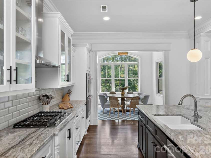 827 Misty Arbor Ford, Clover, SC 29710.  MLS# CAR4391650, YatesRealty ID 33297. Kitchen designed for everyday luxury.