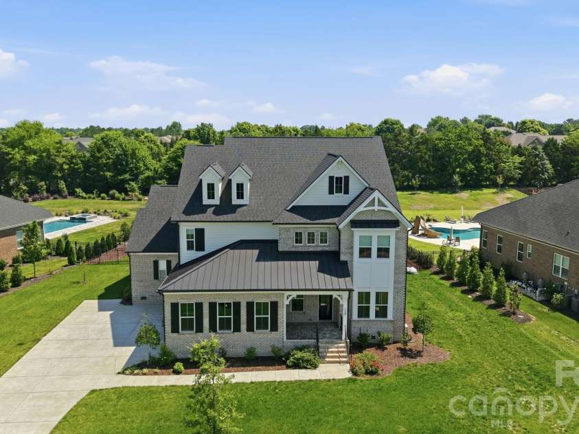128 Ellison Way, Marvin, NC 28173.  MLS# CAR4394584, YatesRealty ID 33299. 