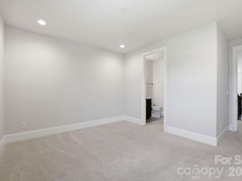 128 Ellison Way, Marvin, NC 28173.  MLS# CAR4394584, YatesRealty ID 33299. Bedroom 5 with ensuite bath