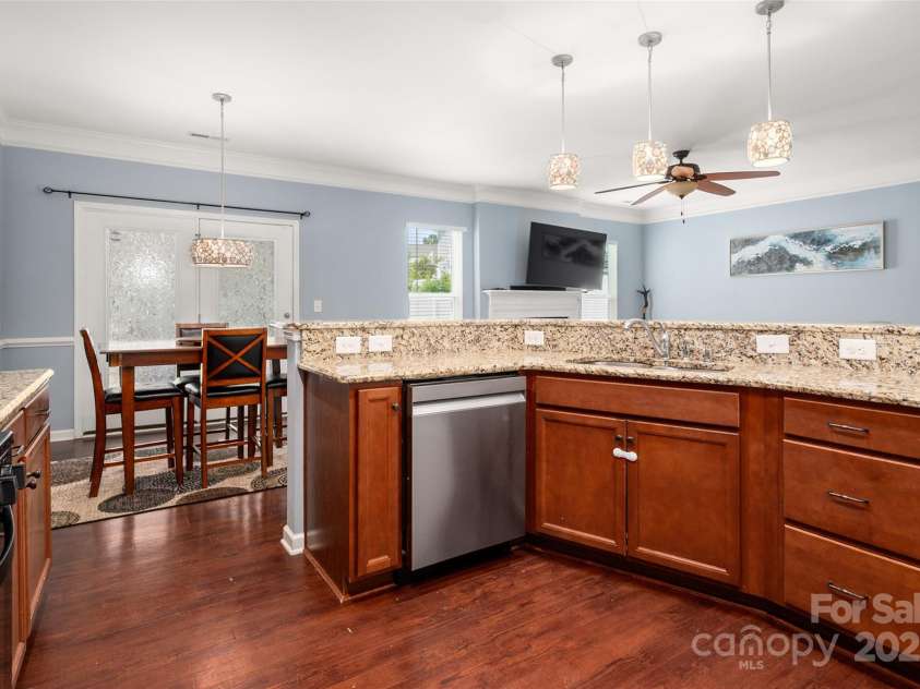 3843 Schenley Avenue, Gastonia, NC 28056.  MLS# CAR4284188, YatesRealty ID 33299. 