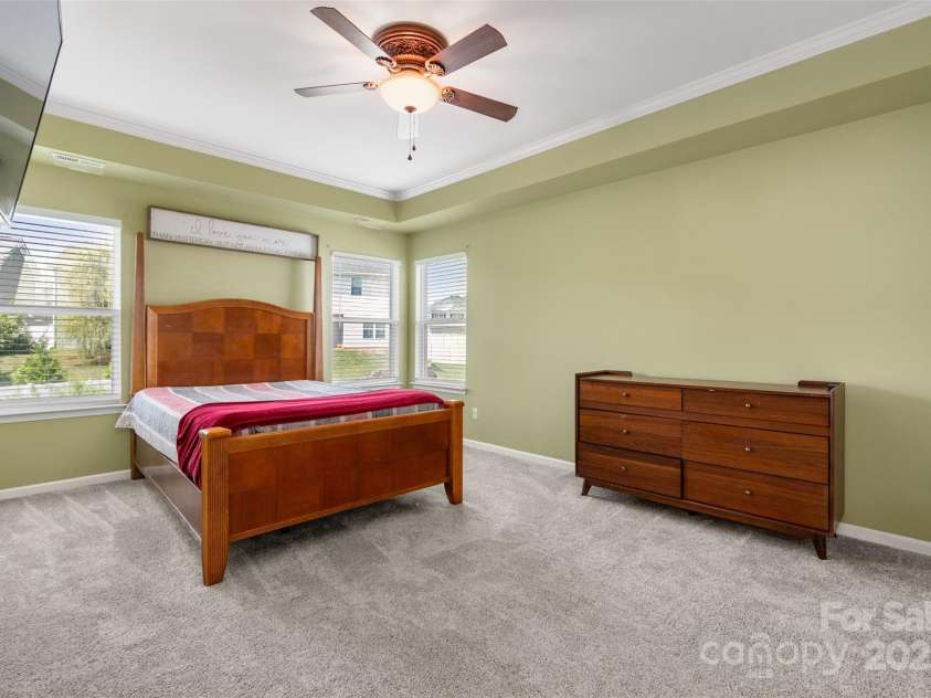 3843 Schenley Avenue, Gastonia, NC 28056.  MLS# CAR4284188, YatesRealty ID 33299. 