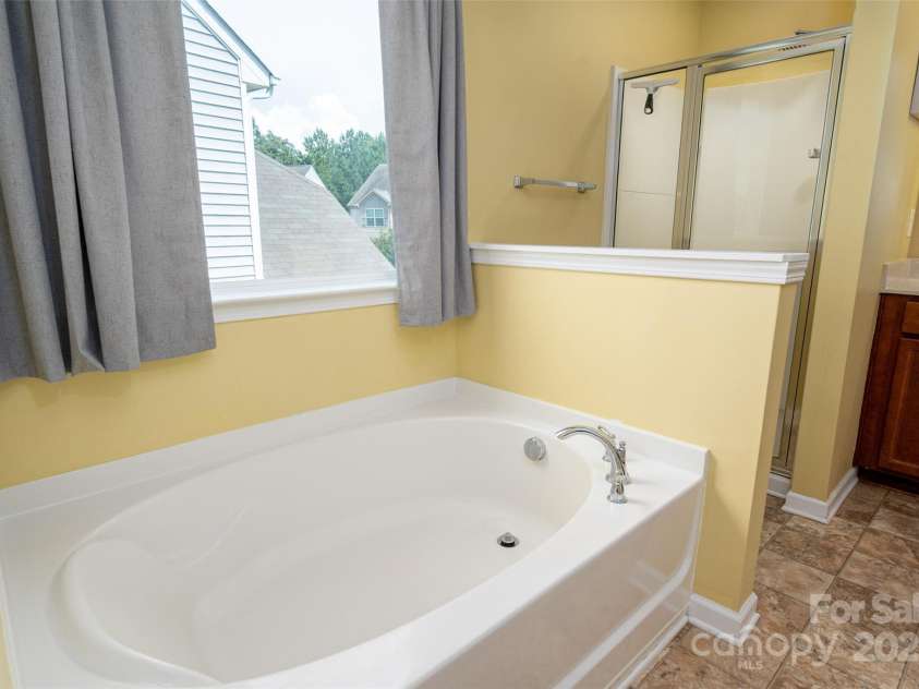 3843 Schenley Avenue, Gastonia, NC 28056.  MLS# CAR4284188, YatesRealty ID 33299. 