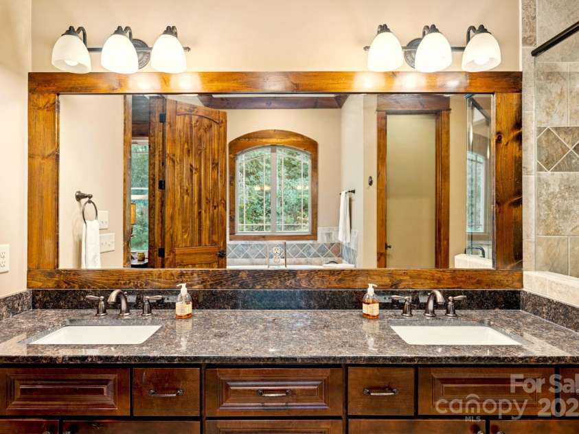 23 Dividing Ridge Trail, Arden, NC 28704.  MLS# CAR4307100, YatesRealty ID 333. 
