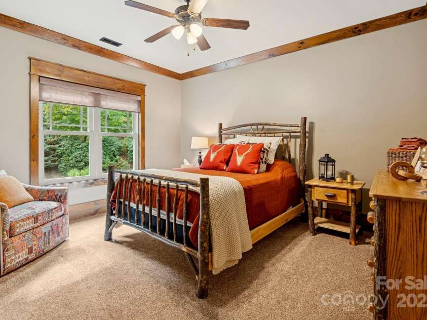 23 Dividing Ridge Trail, Arden, NC 28704.  MLS# CAR4307100, YatesRealty ID 333. 