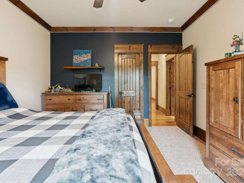 23 Dividing Ridge Trail, Arden, NC 28704.  MLS# CAR4307100, YatesRealty ID 333. 