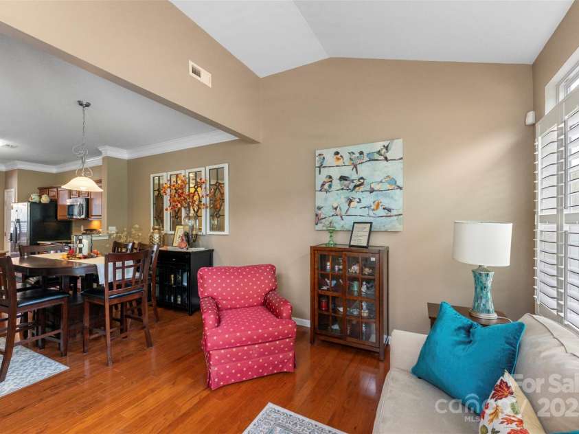 370 Battery Circle, Clover, SC 29710.  MLS# CAR4309546, YatesRealty ID 333. 