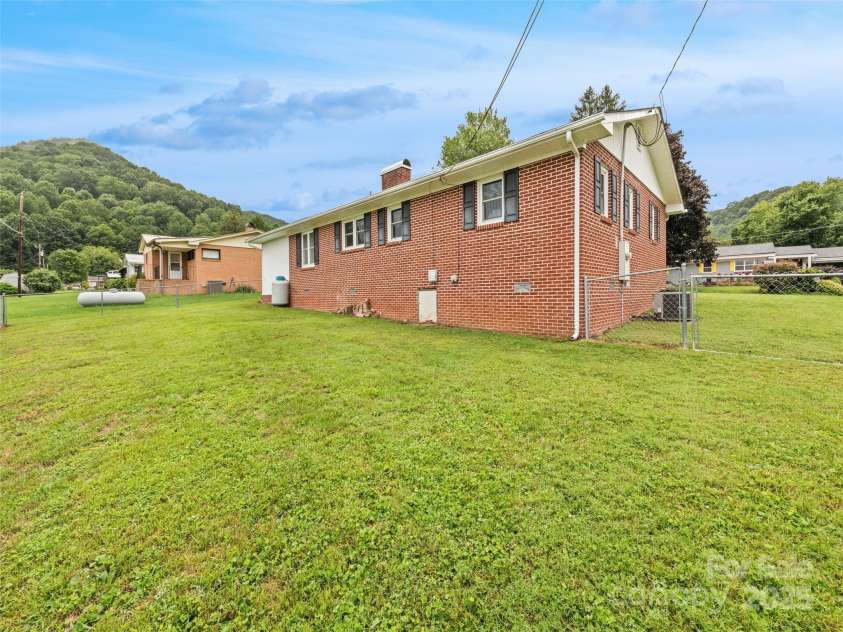 241 Grandview Circle, Waynesville, NC 28786.  MLS# CAR4291843, YatesRealty ID 33300. Back yard