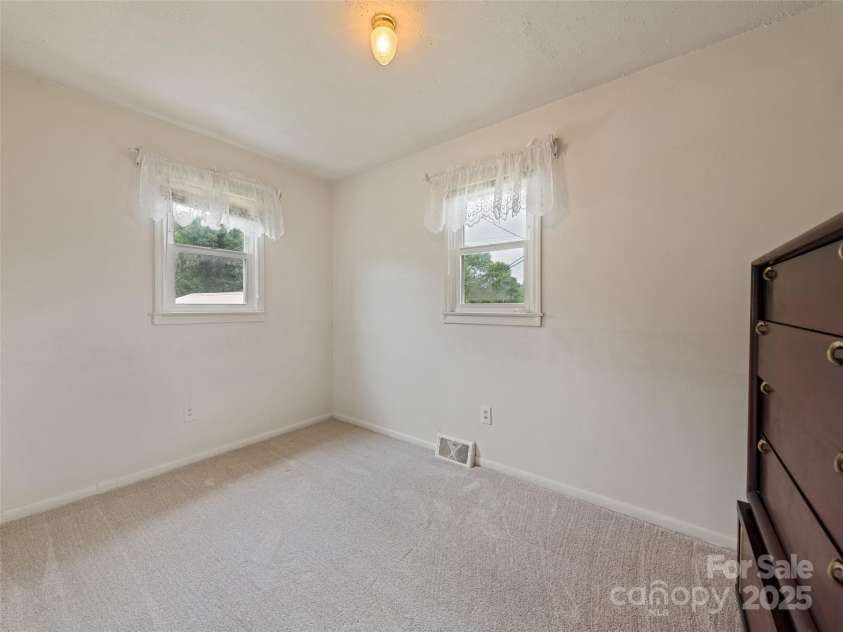 241 Grandview Circle, Waynesville, NC 28786.  MLS# CAR4291843, YatesRealty ID 33300. Bedroom