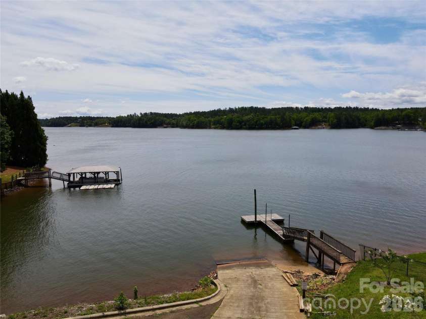 5676 MARBLESTONE Drive, Granite Falls, NC 28630.  MLS# CAR4394597, YatesRealty ID 33300. Neighborhood Boat launch