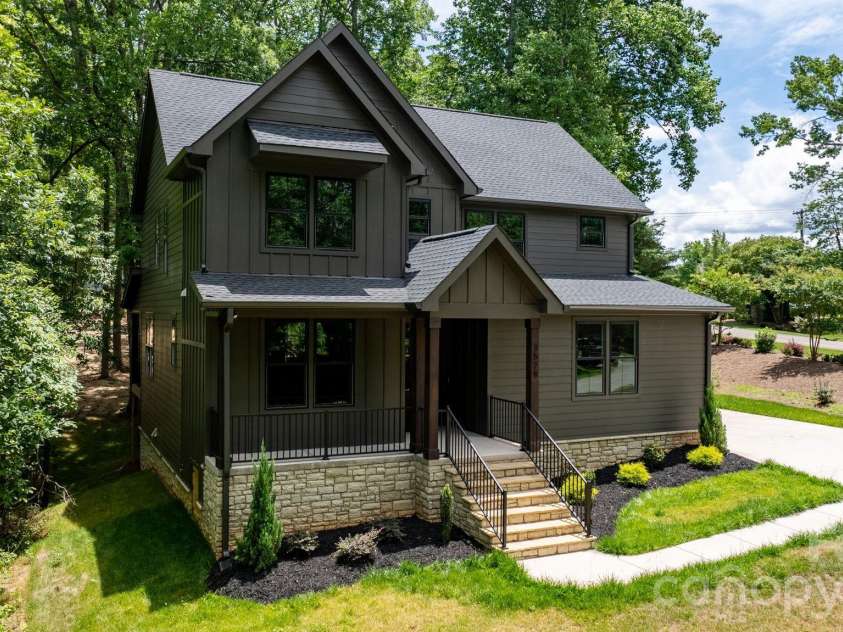 3528 Waterview Trail, Lincolnton, NC 28092.  MLS# CAR4394700, YatesRealty ID 33301. 