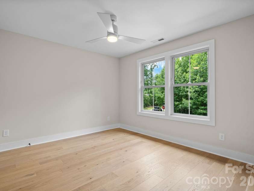 3528 Waterview Trail, Lincolnton, NC 28092.  MLS# CAR4394700, YatesRealty ID 33301. 