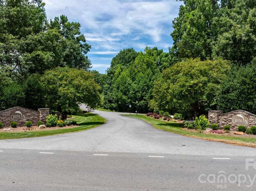 3528 Waterview Trail, Lincolnton, NC 28092.  MLS# CAR4394700, YatesRealty ID 33301. 