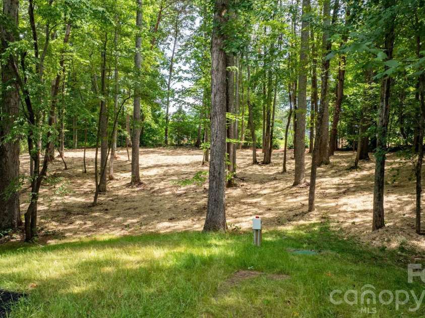 3528 Waterview Trail, Lincolnton, NC 28092.  MLS# CAR4394700, YatesRealty ID 33301. 