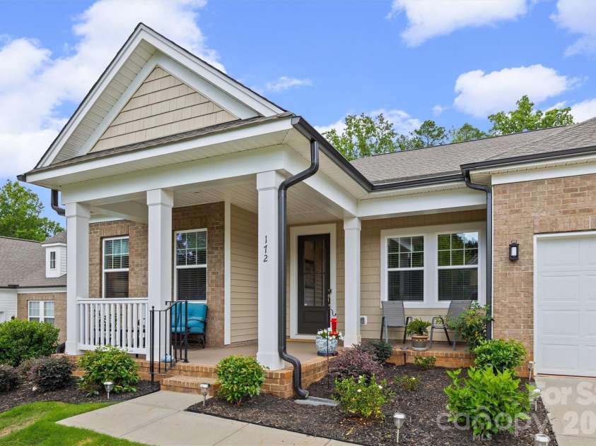 172 Amerson Drive, Rock Hill, SC 29730.  MLS# CAR4395671, YatesRealty ID 33302. 