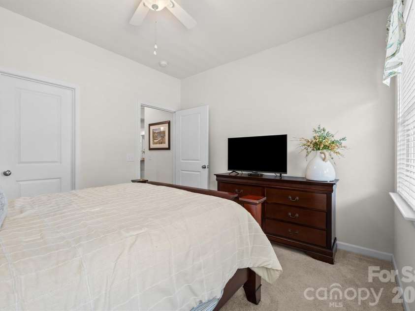 172 Amerson Drive, Rock Hill, SC 29730.  MLS# CAR4395671, YatesRealty ID 33302. 