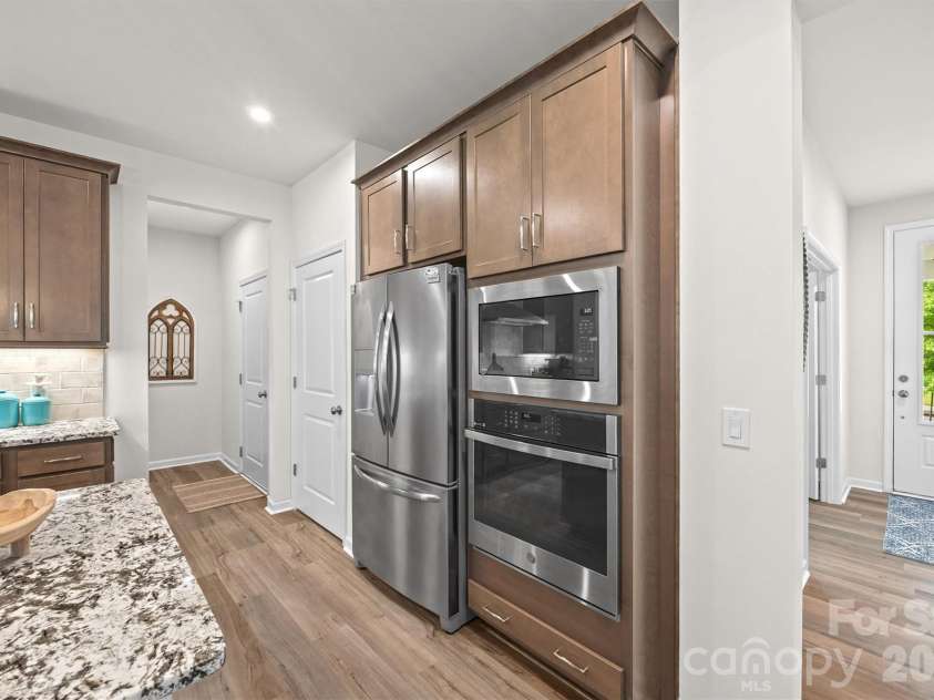 172 Amerson Drive, Rock Hill, SC 29730.  MLS# CAR4395671, YatesRealty ID 33302. 