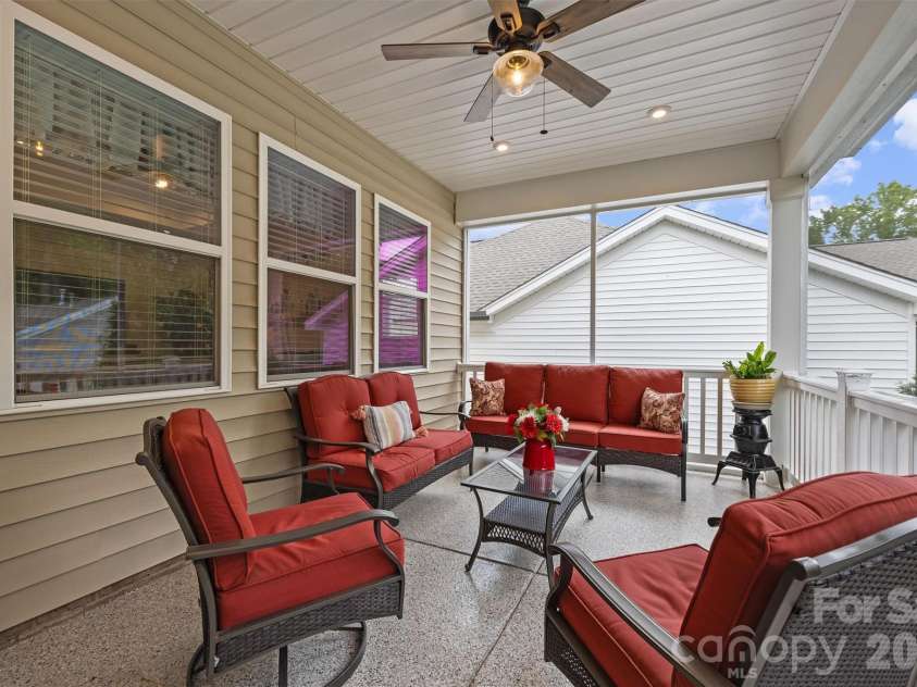 172 Amerson Drive, Rock Hill, SC 29730.  MLS# CAR4395671, YatesRealty ID 33302. 