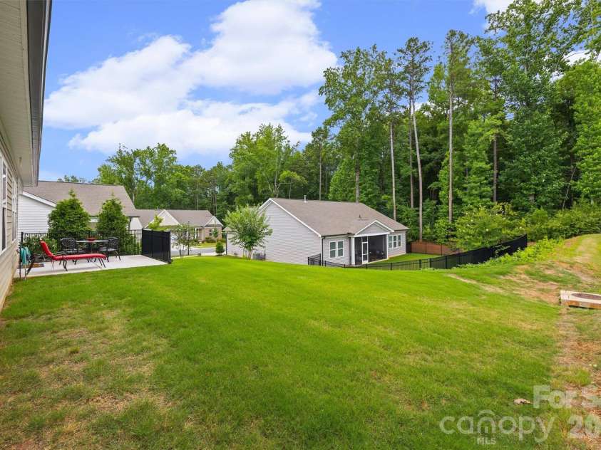172 Amerson Drive, Rock Hill, SC 29730.  MLS# CAR4395671, YatesRealty ID 33302. 