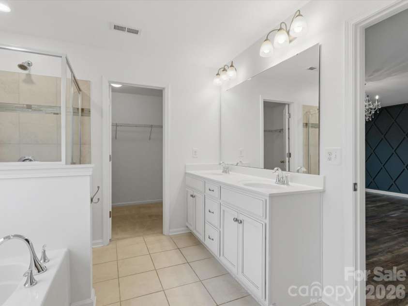 1049 Bannister Road, Waxhaw, NC 28173.  MLS# CAR4395667, YatesRealty ID 33303. 