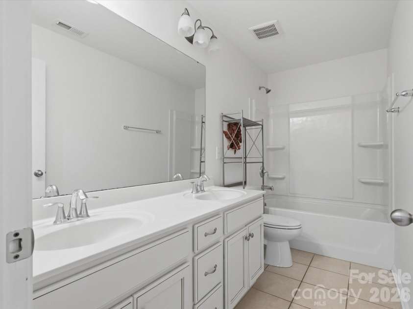 1049 Bannister Road, Waxhaw, NC 28173.  MLS# CAR4395667, YatesRealty ID 33303. 