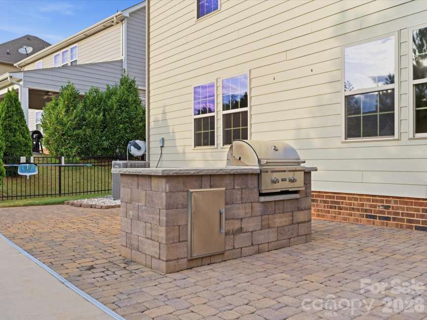 1049 Bannister Road, Waxhaw, NC 28173.  MLS# CAR4395667, YatesRealty ID 33303. 