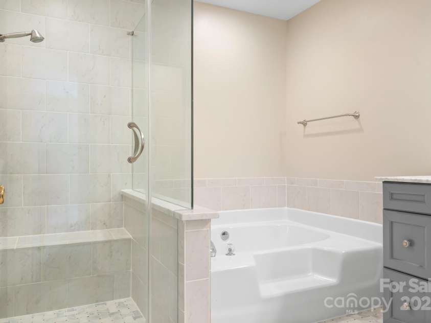 14661 Greenpoint Lane, Huntersville, NC 28078.  MLS# CAR4288934, YatesRealty ID 33304. 