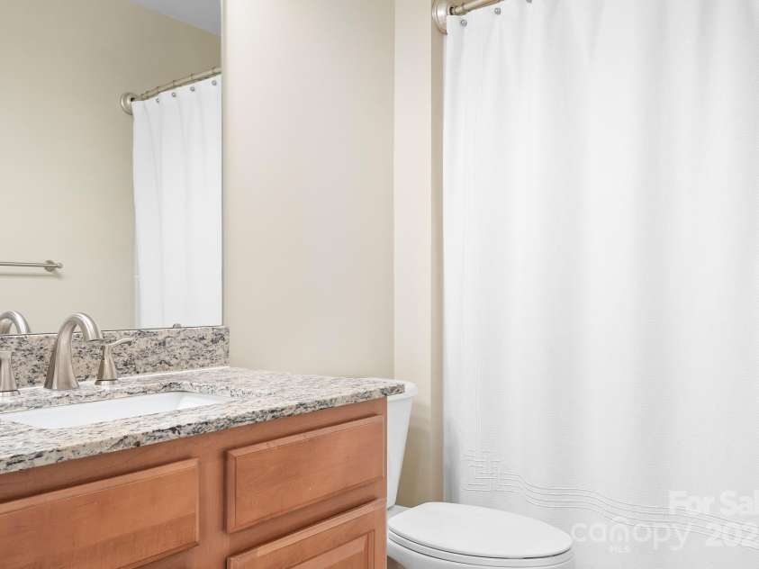 14661 Greenpoint Lane, Huntersville, NC 28078.  MLS# CAR4288934, YatesRealty ID 33304. 