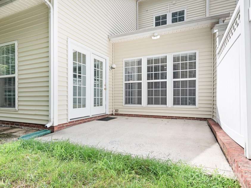 14661 Greenpoint Lane, Huntersville, NC 28078.  MLS# CAR4288934, YatesRealty ID 33304. 