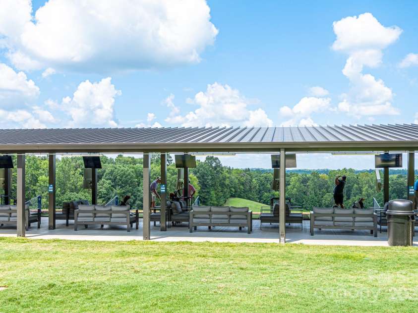 14661 Greenpoint Lane, Huntersville, NC 28078.  MLS# CAR4288934, YatesRealty ID 33304. 