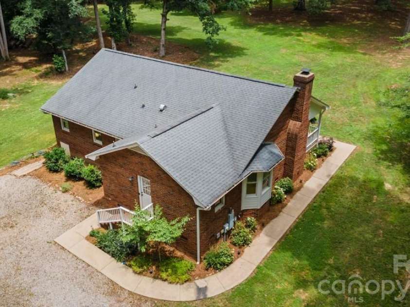 2482 Waxhaw Indian Trail Road, Waxhaw, NC 28173.  MLS# CAR4393360, YatesRealty ID 33304. 