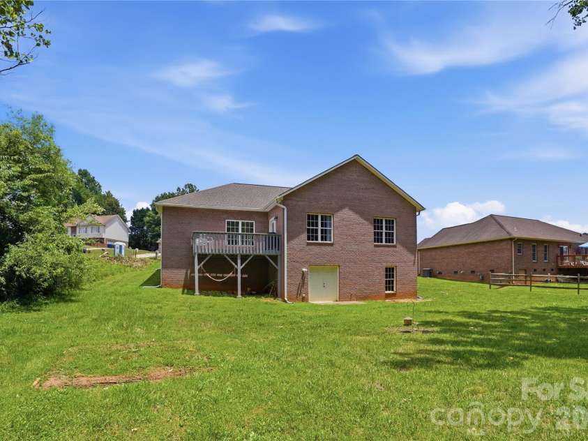 1550 Indian Springs Drive, Conover, NC 28613.  MLS# CAR4395308, YatesRealty ID 33305. 