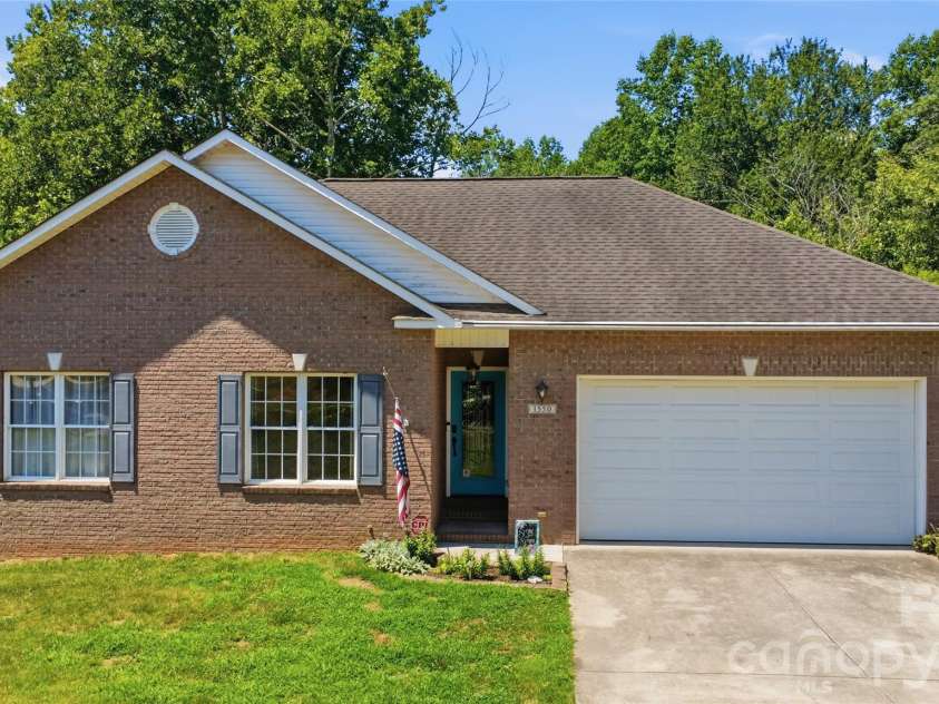 1550 Indian Springs Drive, Conover, NC 28613.  MLS# CAR4395308, YatesRealty ID 33305. 