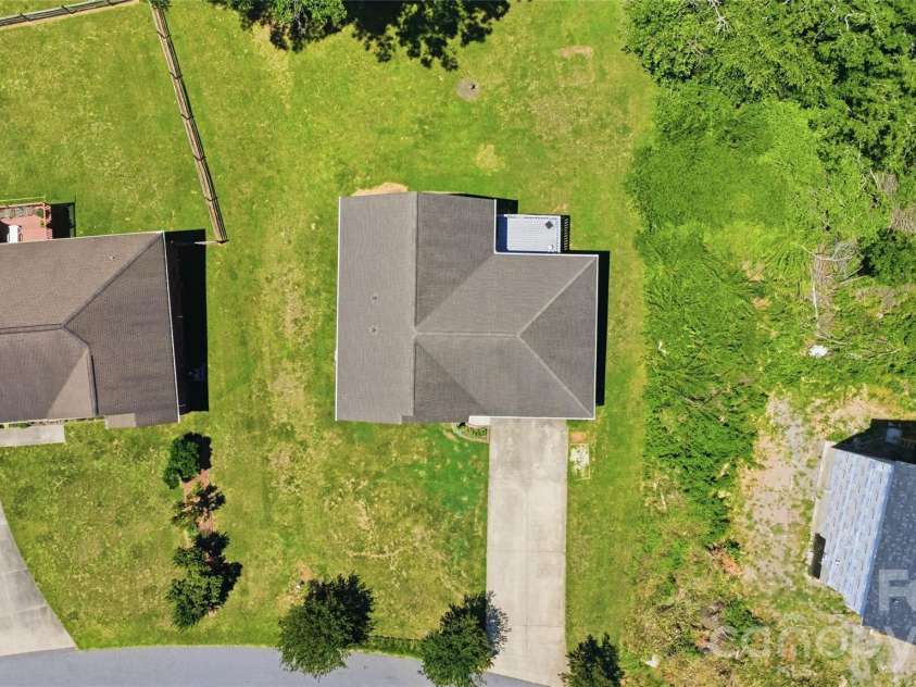 1550 Indian Springs Drive, Conover, NC 28613.  MLS# CAR4395308, YatesRealty ID 33305. 