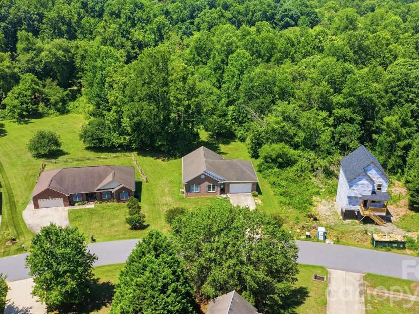 1550 Indian Springs Drive, Conover, NC 28613.  MLS# CAR4395308, YatesRealty ID 33305. 